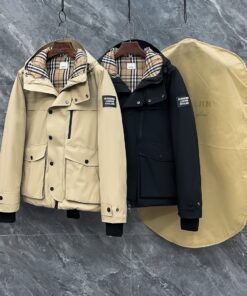 BURBERRY Jacket