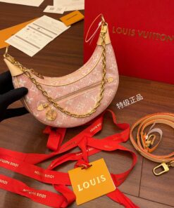 LOUIS VUITTON Bag