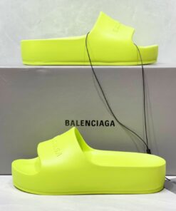 BALENCIAGA Slides