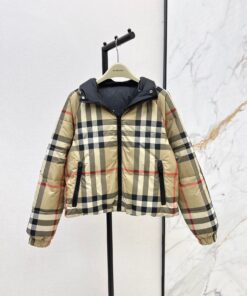 BURBERRY Jacket